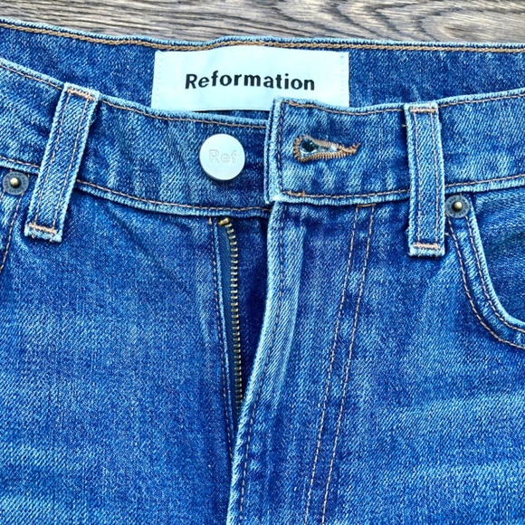 Julia High Cigarette Jean in 'Baltic' wash - Picture 6 of 14